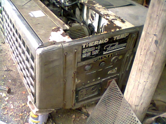 เครื่องทำความเย็นตู้เย็นรถ10ล้อ ใช้ได้ทั้ง2ระบบ(ไฟฟ้า-ดีเซล)คอม4สูบ เทอร์โมคิงส์แท้ 160,000บาท