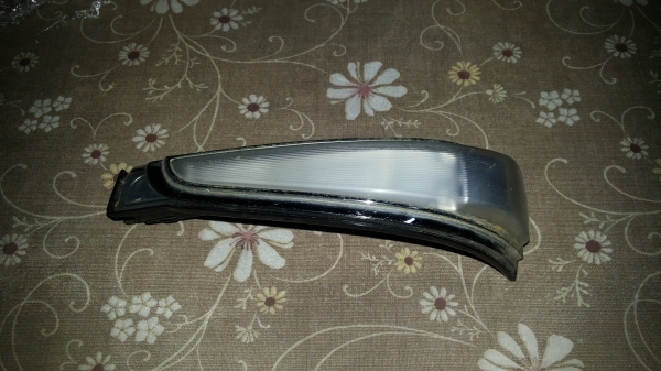 ไฟเลี้ยวกระจกมองข้างดีแม็คปี10