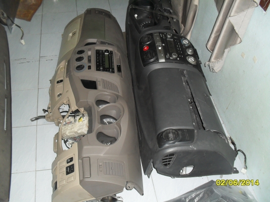 ขายคอนโซล D-MAX กับ VIGO ครบๆเลยครับ