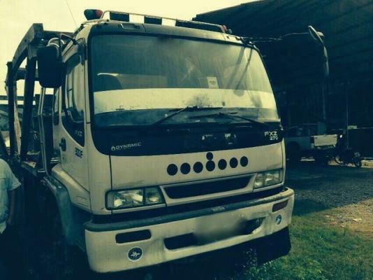 รถอีซูซุ 10 ล้อ 270 แรงม้า. ปี 44  ( ยูโรวัน. )  , ( ขายหัวคัชซี. / มีขาย 4 คัน. )  สนใจติดต่อ  081 - 6079515