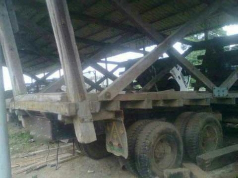 รถอีซูซุ 10 ล้อ 270 แรงม้า. ปี 44  ( ยูโรวัน. )  , ( ขายหัวคัชซี. / มีขาย 4 คัน. )  สนใจติดต่อ  081 - 6079515