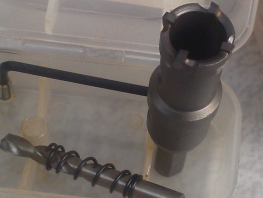 เครื่องมือเจาะคว้านรูสามารถใช้กับสแตยเลส ยี่ห้อ SUPER SHARP ( Hole Saw ) ขนาดเส้นผ่าศูนย์กลาง 19 มม.ส่วนห้วติดคาร์ไบด์