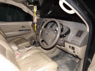 ขายรถบ้าน TOYOTA ฟอร์จูนเนอร์ 3.0V ดีเซล สีดำ เกียร์ออโต้ ขายรถบ้าน TOYOTA ฟอร์จูนเนอร์ 3.0V ดีเซล สีดำ เกียร์ออโต้