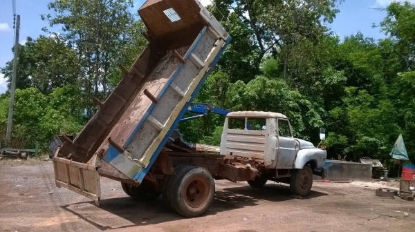 ขาย 6 ล้อหัวยาว แรงจัดประหยัดน้ำมัน ไม่มีทะเบียน คัสซีสวย เครื่อง DA120