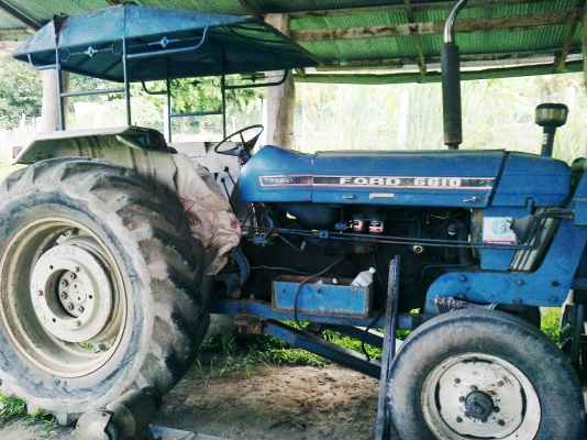 ขายรถไถ FORD สภาพดี