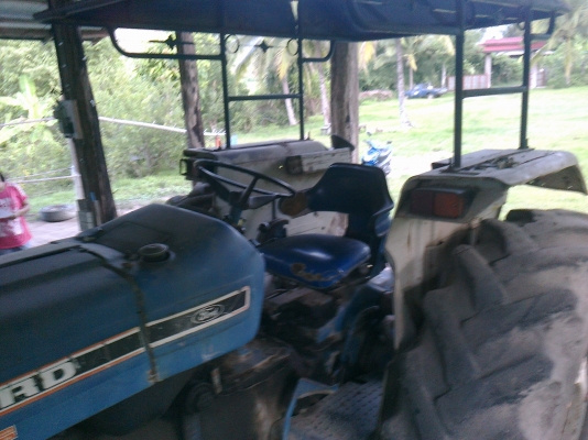 ขายรถไถ FORD สภาพดี