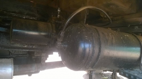 ขาย 10 ล้อหัวยาว 2 เพลาใหญ่ เครื่อง EH700 168 แรงม้า เกียร์ HO ช่วงล่าง UD สโลว์เกียร์กลาง คานหน้าใหญ่ เบรคลมดัน คัสซีสวยตลอดเส้น ทะเบียนพร้อมโอนครับ