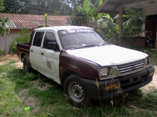 ขายรถตำรวจ 4 ประตู