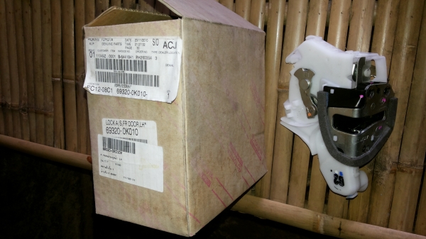 กลอนประตูวีโก้แท้ใหม่ข้างซ้าย กลอนประตูวีโก้แท้ใหม่ข้างซ้าย