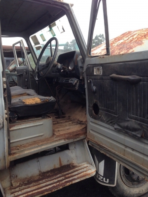 ขาย 6 ดั๊มหัวยาว ISUZU 125 แรงม้ารถสวยพร้อมใช้ สนใจโทร 0819701072