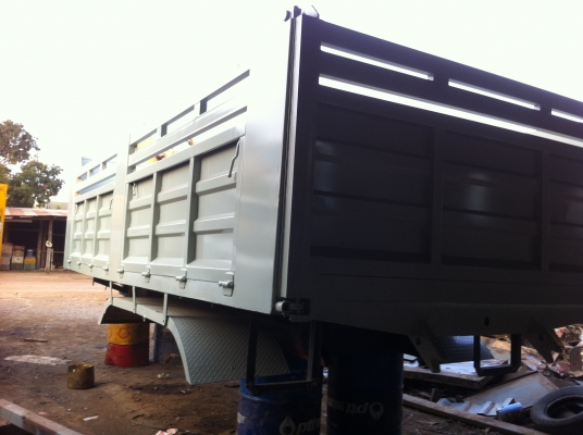 ต่อกระบะด้ำ  และกระบะรถบรรทุก (ทุกชนิด) โทร 081-9666645