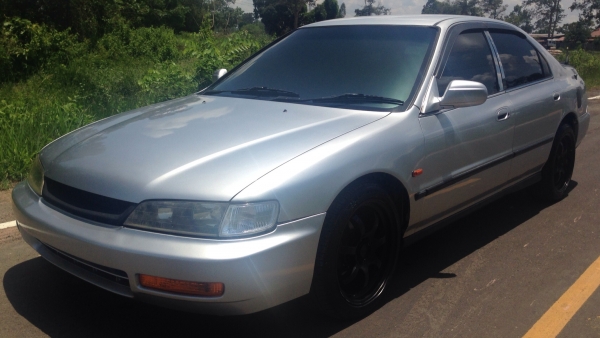 HONDA ACCORD VTi-L 2.2 MT VTEC ปี 40 รถสวยสปอร์ต เครื่องแรง ภายในหรูกว้างขวางนั่งสบาย CD MP3 พ.เพาเวอร์ ก.ไฟฟ้า ช่วงล่างล้อแม็กขอบ 17 อย่างสวยยางสภาพเหมือนใหม่ 90\% ทั้ง 4 เส้น ติดแก๊ส LPG ครบพร้อมใช้งาน เอกสารเล่มทะเบียนชุดโอนครบ ราคาต่อรองได้ครับ HONDA ACCORD VTi-L 2.2 MT VTEC ปี 40 รถสวยสปอร์ต เครื่องแรง ภายในหรูกว้างขวางนั่งสบาย CD MP3 พ.เพาเวอร์ ก.ไฟฟ้า ช่วงล่างล้อแม็กขอบ 17 อย่างสวยยางสภาพเหมือนใหม่ 90\% ทั้ง 4 เส้น ติดแก๊ส LPG ครบพร้อมใช้งาน เอกสารเล่มทะเบียนชุดโอนครบ ราคาต่อรองได้ครับ