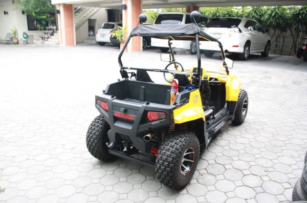ขายรถ UTV 150 Yellow ปี 2014 แต่งเต็ม สภาพใหม่มากๆ มีรูปครับ