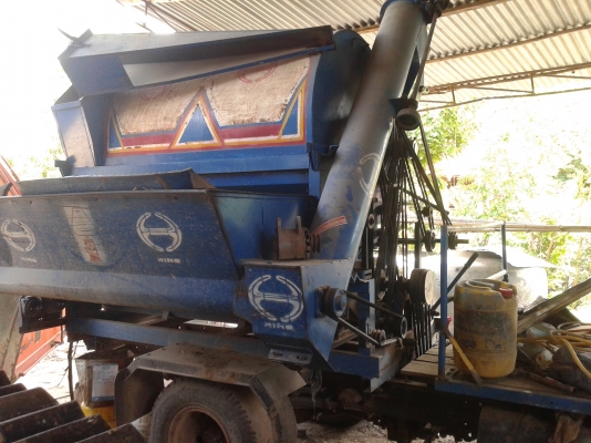 ขายรถสีข้าวนวดข้าวตู้สีจัมโบ้เกษตรพัฒนา