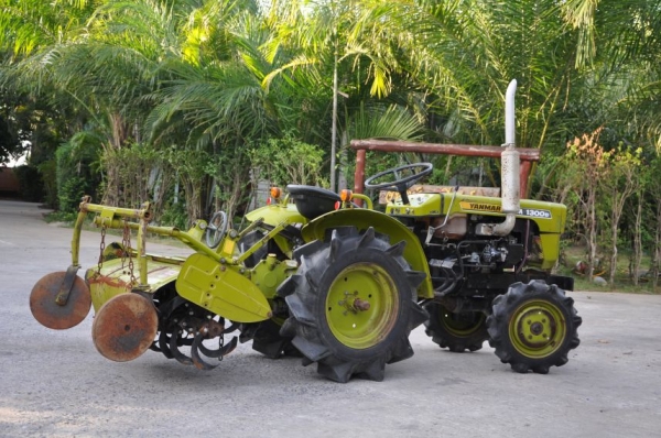 ขายรถไถ YANMARYM1300D พร้อมโรตารี่หลัง เข้ารองอ้อยแจ่มเลย ขับ4ล้อ สภาพสวยเดิมญี่ปุ่นไม่เคยใช้งานในไทย 68,000 บาท