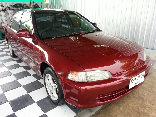 CIVIC 95 หัวฉีด กระจกไฟฟ้า เกียร์ธรรมดา แก๊ส (เก็บสีแล้ว) CIVIC 95 หัวฉีด กระจกไฟฟ้า เกียร์ธรรมดา แก๊ส (เก็บสีแล้ว)