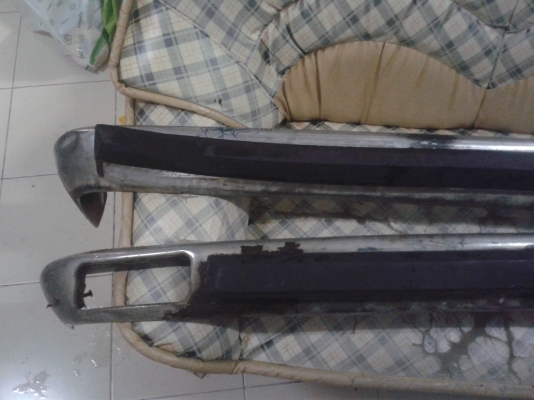 ขายกันชนหน้าหลังพร้อมยาง1คู่1000บาท