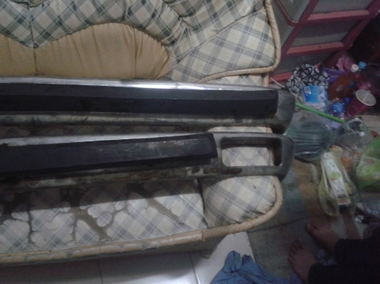 ขายกันชนหน้าหลังพร้อมยาง1คู่1000บาท