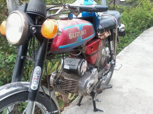 ‪#&lrm;ขายซูซูกิ‬ A100 เดิมๆ ครับ ไม่มีเล่ม เครื่องติดวิ่งได้ 60 ครับ ราคา ไม่แพงครับ 6000 บาท  สนใจติดต่อ 0842069216 ครับ