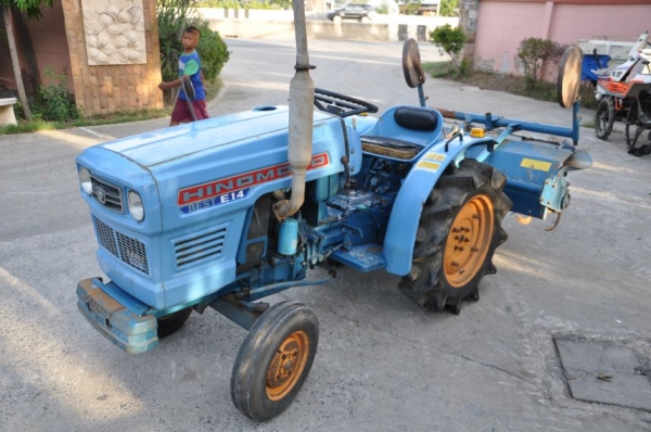 ขายรถไถHINOMOTO E14  พร้อมโรตารี่หลัง สภาพสวยเดิมญี่ปุ่นไม่เคยใช้งานในไทย 65,000 บาท