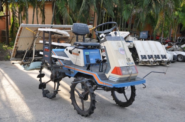 ขายรถดำนา ISEKI PA500D สภาพสวยเดิมจากญี่ปุ่นยังไม่เคยใช้ในไทย 45,000 เท่านั้น!!