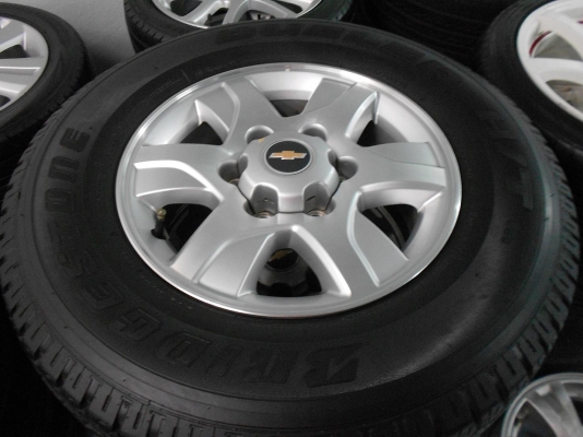 ขายล้อเชฟ โรเลต โคโรลาโด ขอบ 16 พร้อมยางบริดสโตน 245/70/16 ปี 12 /เทิร์นได้-ใส่ฟรี