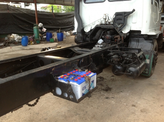 ขายรถสิบล้อ,ราคาต่อรองได้,,,หัว,คลัสซี,,HINO F17 180hpรถห้าง,ช่วงยาวมาตรฐาณ,สิบล้อ,,ยาง,,คลัสซี,สวยๆ,ช่วงยาว,,
