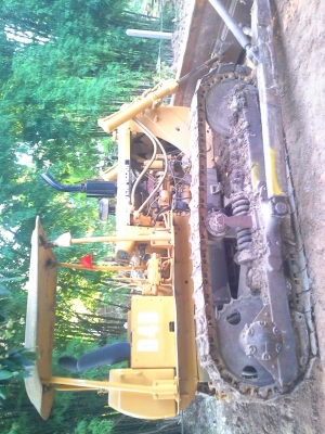 ขายเลิกกิจการครับ Caterpillar D4D  ฝาบาง ทำงานทั้งวันไม่ต้องกังวลเรื่องความร้อน รถสวย สภาพเดิมๆ ครับ ทำสีให้ใหม่
