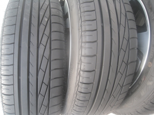 ขายล้อแม็กป้ายแดง Honda city 16"x6" et53 4รู100 พร้อมยางปี14 สนใจติดต่อเล็กคลองสามครับ 081-3747940