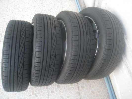 ขายล้อแม็กป้ายแดง Honda city 16"x6" et53 4รู100 พร้อมยางปี14 สนใจติดต่อเล็กคลองสามครับ 081-3747940