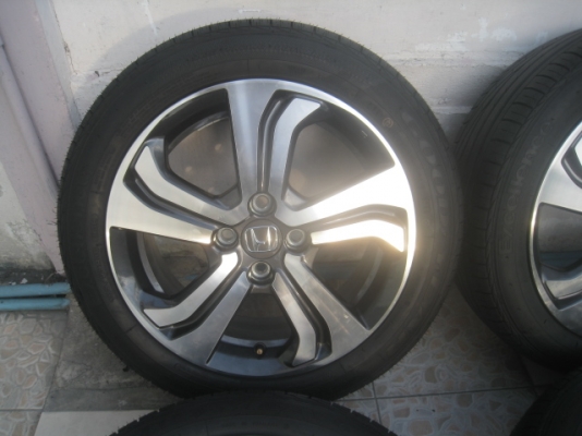 ขายล้อแม็กป้ายแดง Honda city 16"x6" et53 4รู100 พร้อมยางปี14 สนใจติดต่อเล็กคลองสามครับ 081-3747940