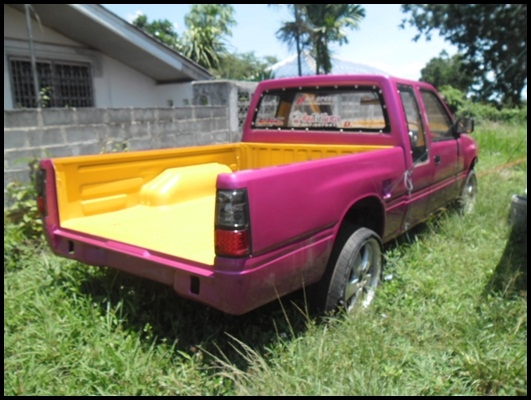 อีซูซุ ไม่มีเครื่อง ไม่มีเกียร์ มีแต่ร่าง