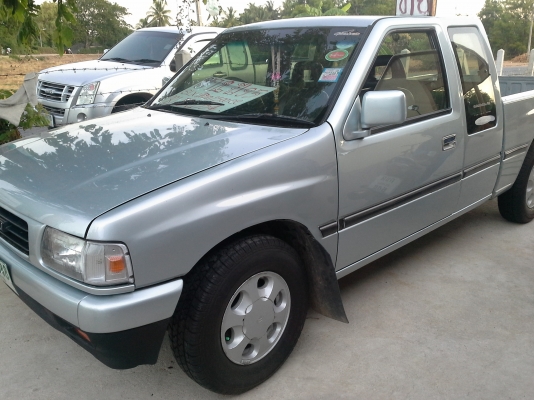 ขาย isuzu หน้าหนู ปี95 สภาพตามรูปเลยคับ 170000 ราคาคุยกันได้คับ