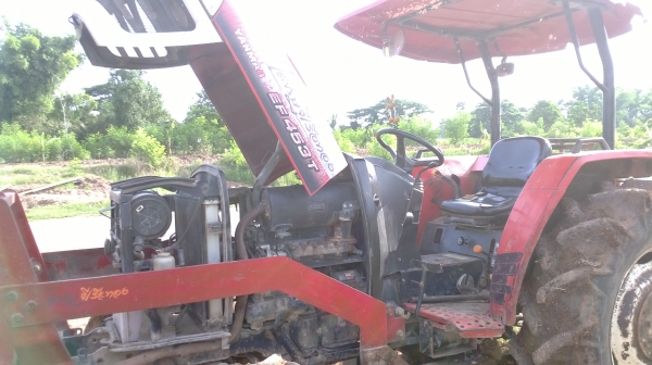 ยันมาร์45แรง ขาย310,000 !!! สภาพเหมือนในรูปพร้อมใช้งาน สีเดิม เครื่องดี ราคาไม่แพง/พร้อมอุปกรณ์1ชิ้นดันหน้า รถอยู่โคราช อ.ขามสะแกแสง ยันมาร์45แรง ขาย310,000 !!! สภาพเหมือนในรูปพร้อมใช้งาน สีเดิม เครื่องดี ราคาไม่แพง/พร้อมอุปกรณ์1ชิ้นดันหน้า รถอยู่โคราช อ.ขามสะแกแสง