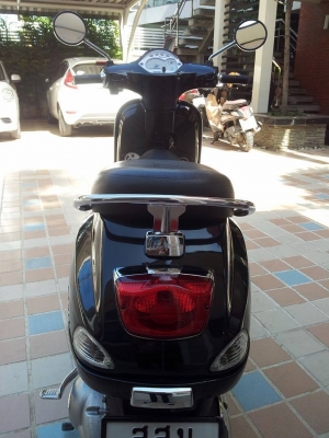 ขาย VESPA LX 125IE สีดำเข้ม สภาพสวยพร้อมใช้งาน ขาย VESPA LX 125IE สีดำเข้ม สภาพสวยพร้อมใช้งาน