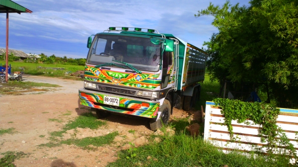 สิบล้อ HINO 2K เครื่อง HINO 240 แรง คอกมิเนียม มีระบบลากพ่วง สิบล้อ HINO 2K เครื่อง HINO 240 แรง คอกมิเนียม มีระบบลากพ่วง