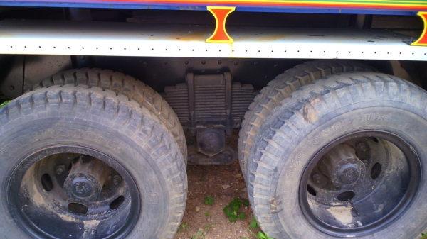 สิบล้อ HINO 2K เครื่อง HINO 240 แรง คอกมิเนียม มีระบบลากพ่วง