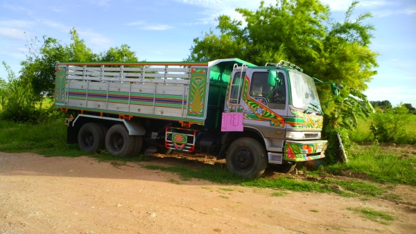 สิบล้อ HINO 2K เครื่อง HINO 240 แรง คอกมิเนียม มีระบบลากพ่วง สิบล้อ HINO 2K เครื่อง HINO 240 แรง คอกมิเนียม มีระบบลากพ่วง
