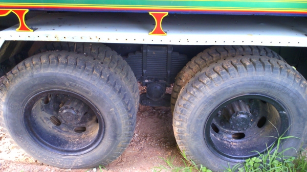 สิบล้อ HINO 2K เครื่อง HINO 240 แรง คอกมิเนียม มีระบบลากพ่วง