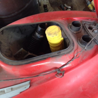 เจ็ตสกี เก่าญี่ปุ่น KAWASAKI  สีแดง ไม่มีเครื่องยนต์  ขายตามสภาพ (ขายซาก)