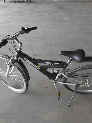 ขายจักรยาน เสือภูเขา มีโช๊ดหน้า และโช๊คกลาง  TEL.081-427-3941