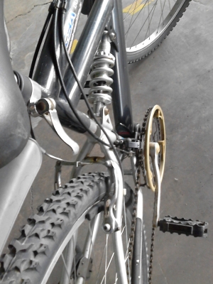 ขายจักรยาน เสือภูเขา มีโช๊ดหน้า และโช๊คกลาง  TEL.081-427-3941