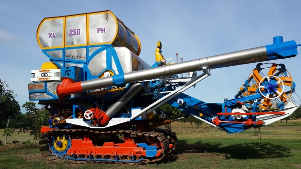 สภาพดี สีสวย ฟิทใหม่ทั้งคัน สภาพพร้อมใช้งาน 680,000บาท โทร 081-7638762 ไพทูลย์ สภาพดี สีสวย ฟิทใหม่ทั้งคัน สภาพพร้อมใช้งาน 680,000บาท โทร 081-7638762 ไพทูลย์