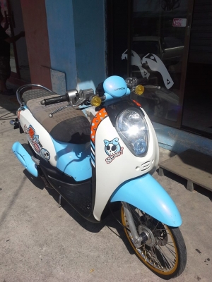 Honda Scoopy &ndash; i ปี 2555 รถระบบหัวฉีดประหยัดน้ำมัน เครื่องดี ขับขี่ดี แต่งสวยภายนอก