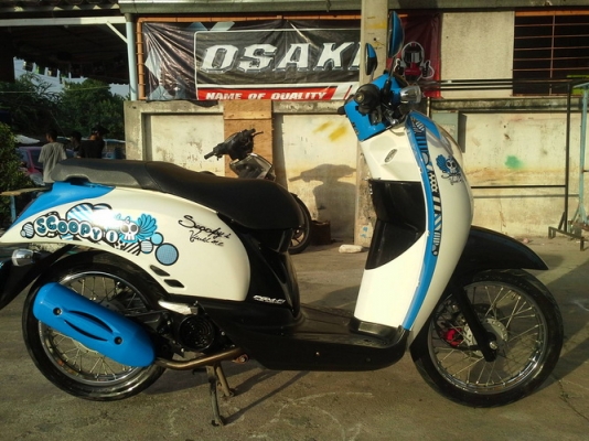 Scoopy-i รถปี55 หัวฉีดประหยัดน้ำมัน สวยๆครับ