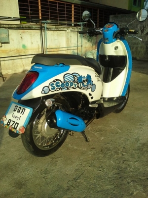 Scoopy-i รถปี55 หัวฉีดประหยัดน้ำมัน สวยๆครับ