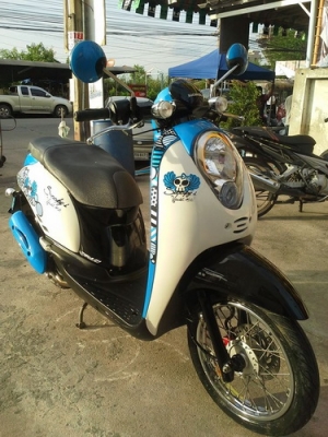 Scoopy-i รถปี55 หัวฉีดประหยัดน้ำมัน สวยๆครับ