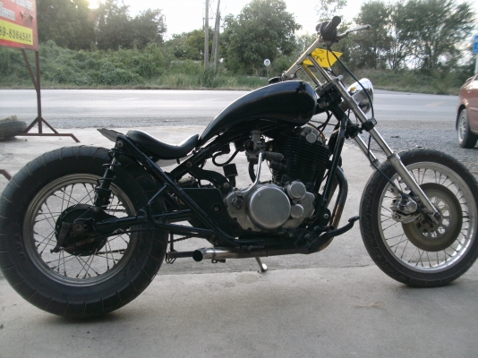 ขายรถแนวช๊อปเปอร์ เครื่องSR400 พร้อมใช้งาน มีใบอินวอยพร้อมเอกสารใบซื้อขาย เปิดราคา 29500