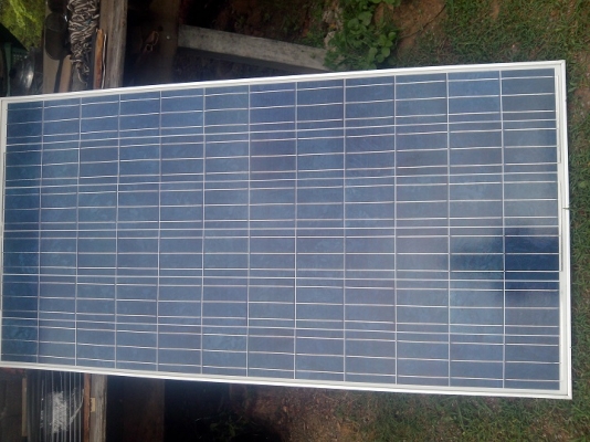 แผงโซล่าเซลล์ 285 วัตต์  สภาพดี ยังไม่เคยใช้งาน ถูกๆ เหลือ 1แผงแล้ว