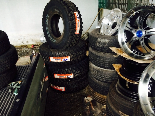ขายยาง MUD. GT. SAVERO. MT. 33/12.5R15. ยางใหม่คับ ขายยาง MUD. GT. SAVERO. MT. 33/12.5R15. ยางใหม่คับ